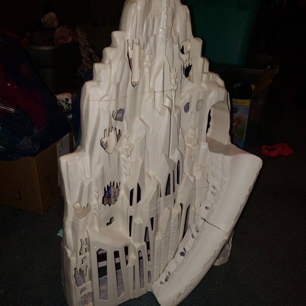 Frozen castle